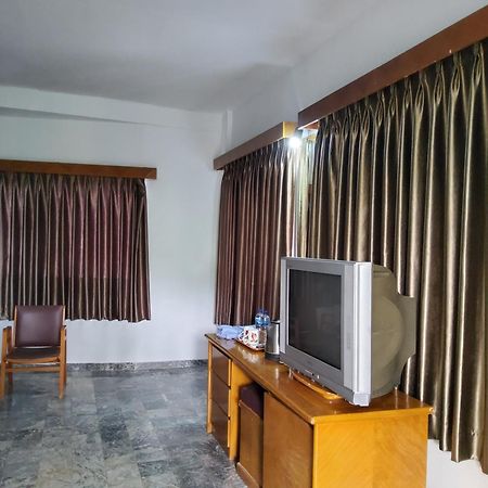Hotel Kumala Samudra Cikakak Exteriér fotografie